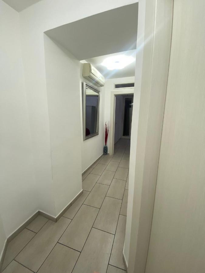 Terry'S House Apartment Naples Luaran gambar